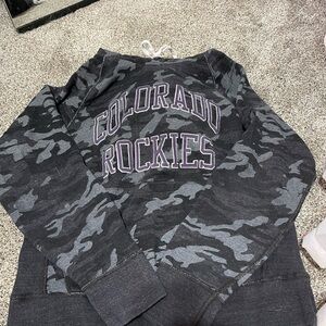 Colorado Rockies Women's Camo Sweatshirt - Black